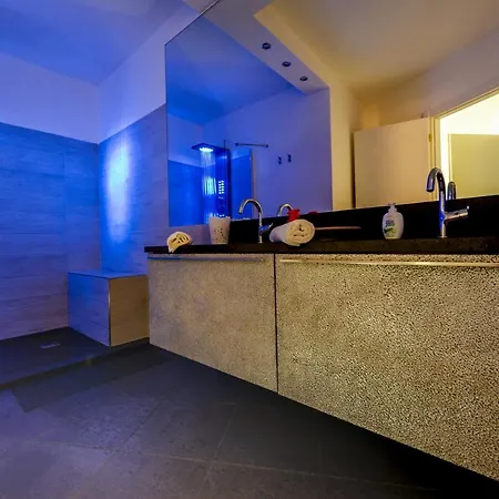 La Stanza In Piazzetta Гостевой дом 4*